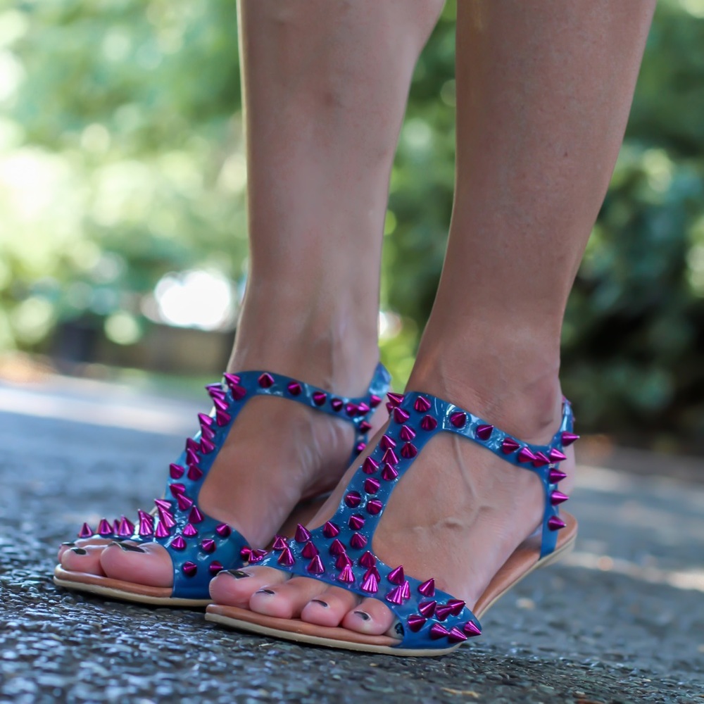 JEFFREY CAMPBELL “PUFFER” SANDAL